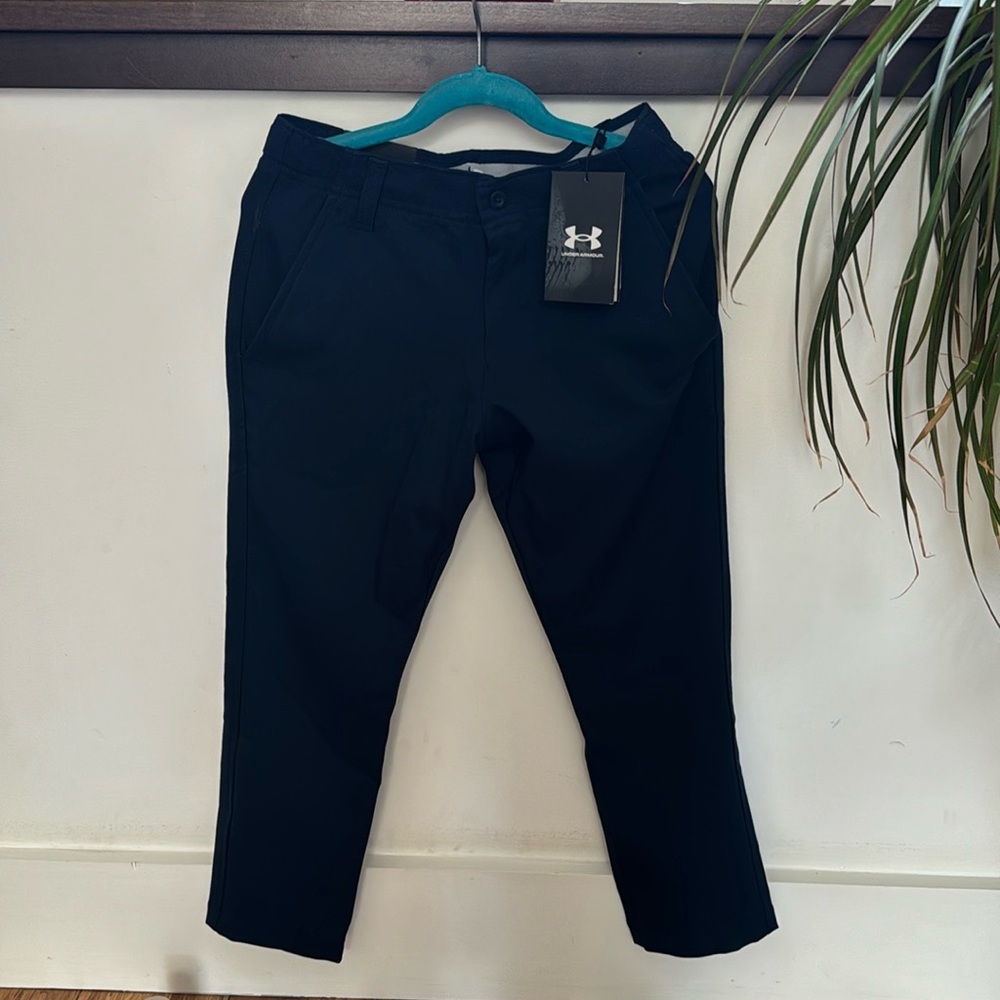 Under Armour, New, Boy pants, size YXS
